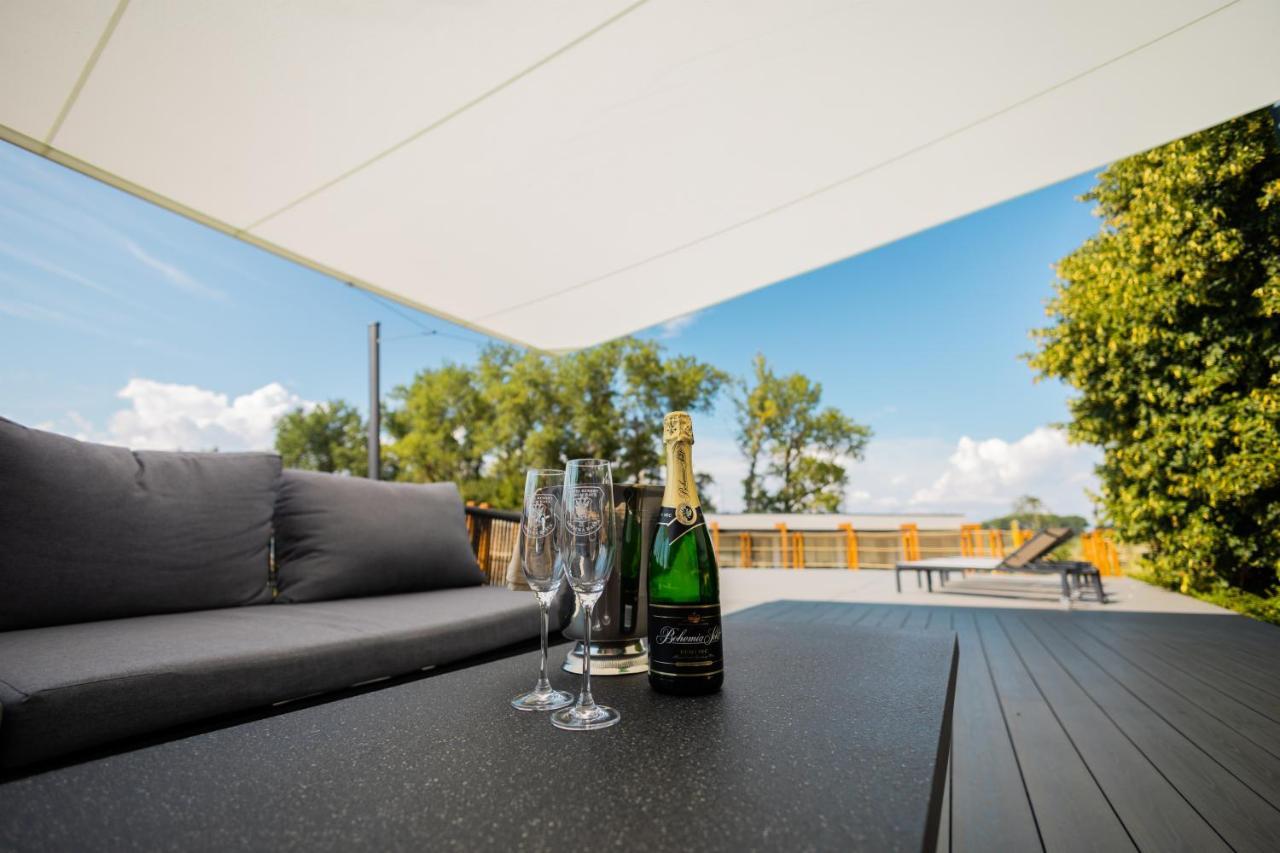 Hotel Resort Lovecka Basta Strakonice Bagian luar foto