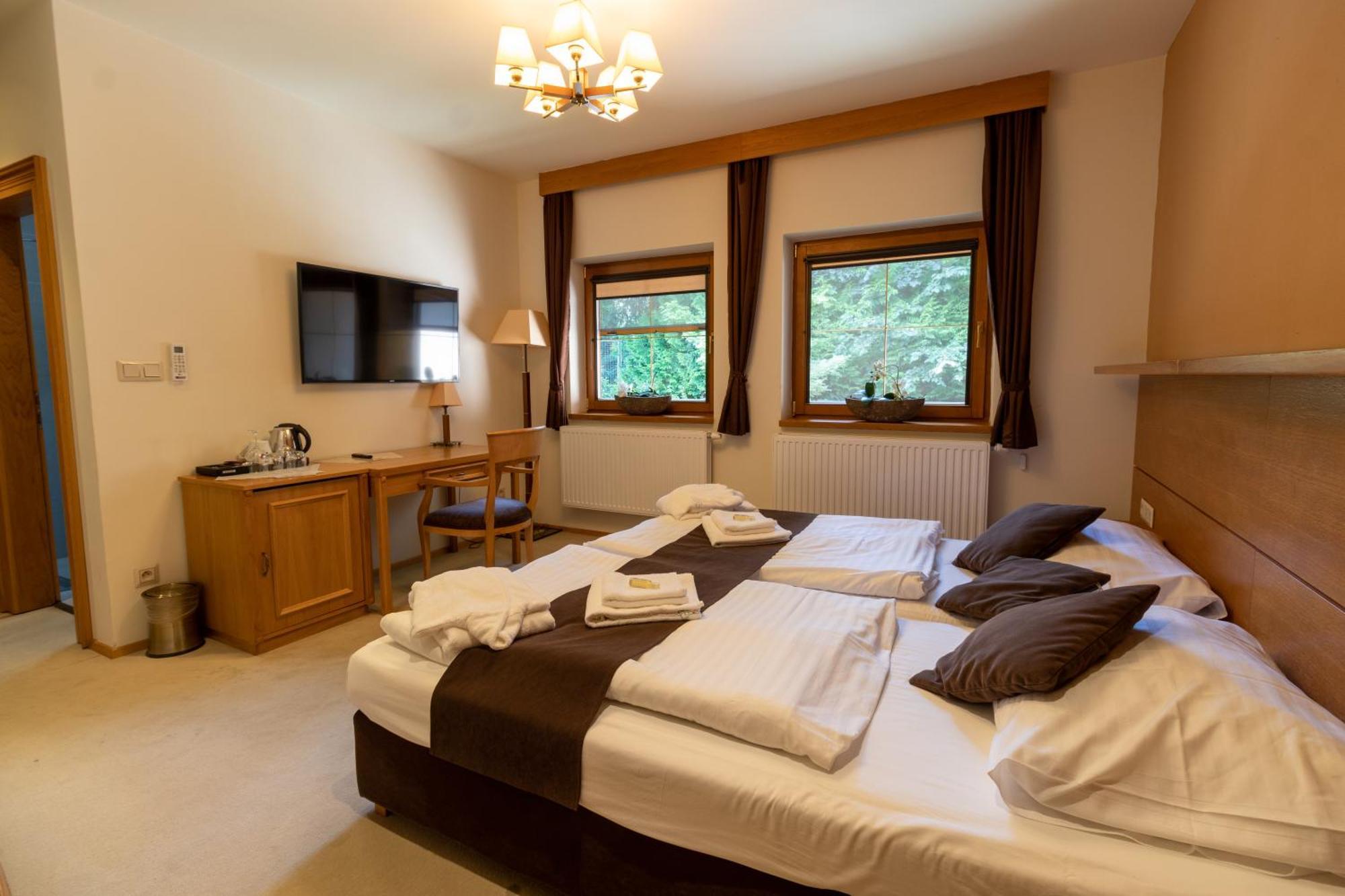 Hotel Resort Lovecka Basta Strakonice Bagian luar foto