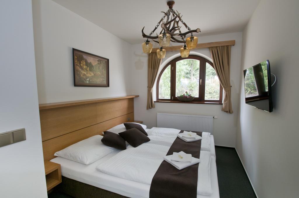 Hotel Resort Lovecka Basta Strakonice Bagian luar foto