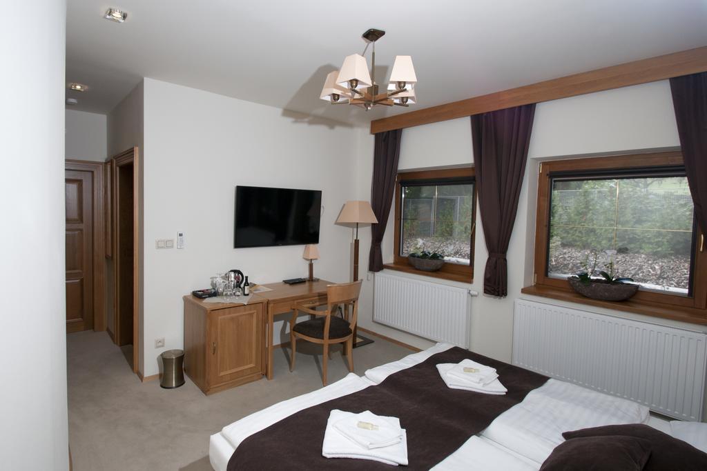 Hotel Resort Lovecka Basta Strakonice Bagian luar foto