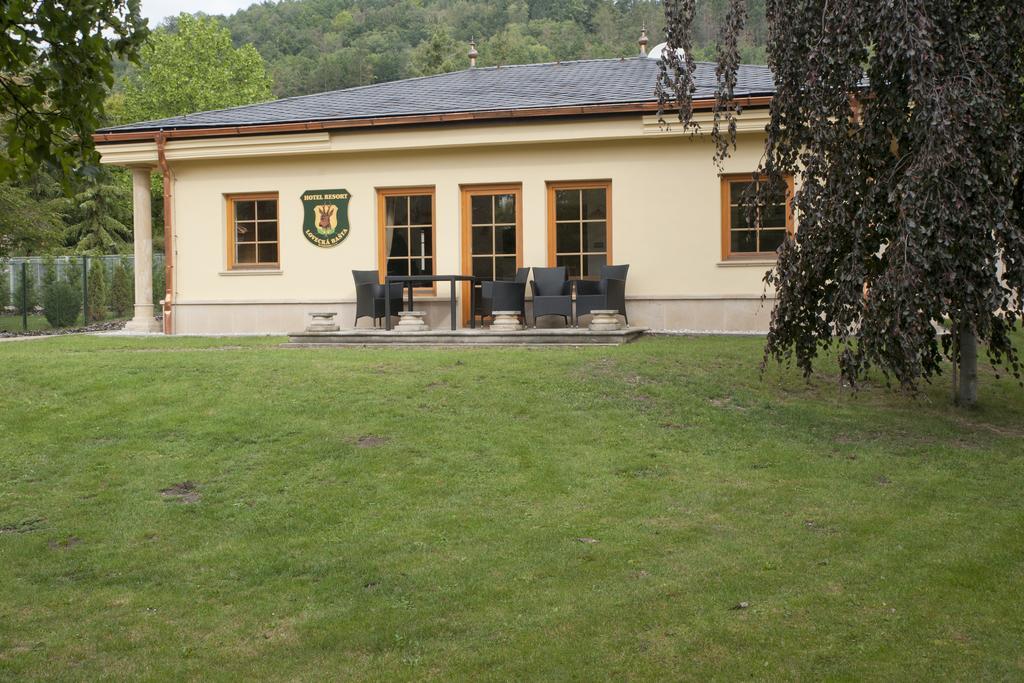 Hotel Resort Lovecka Basta Strakonice Bagian luar foto